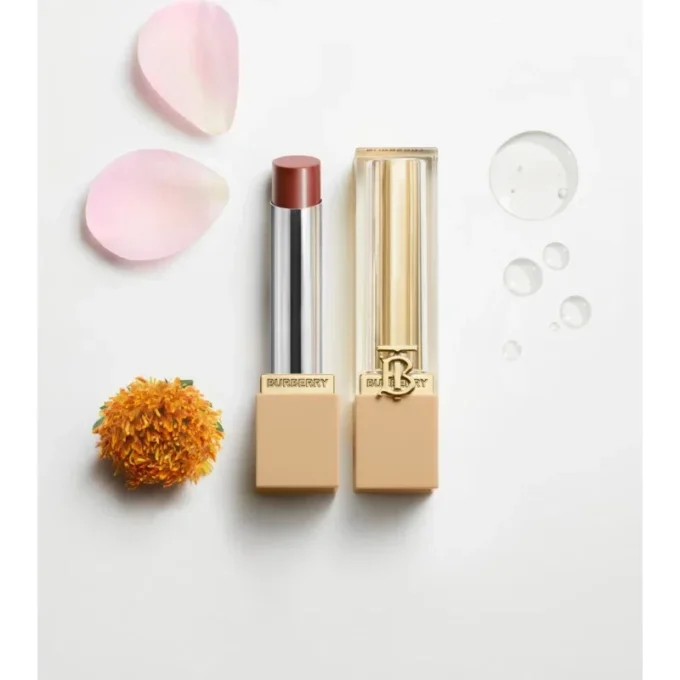 Burberry Brit Shine Lipstick – Burnished Red No.117