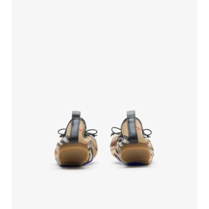 Check Fawn Ballerinas 
