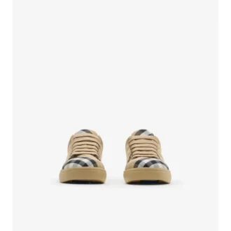 Check Sneakers