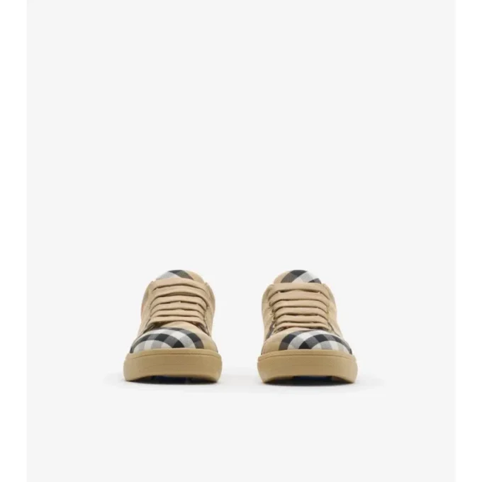 Check Sneakers