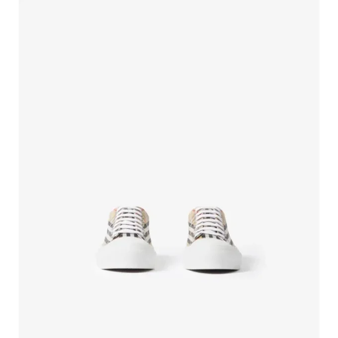 Check Sneakers