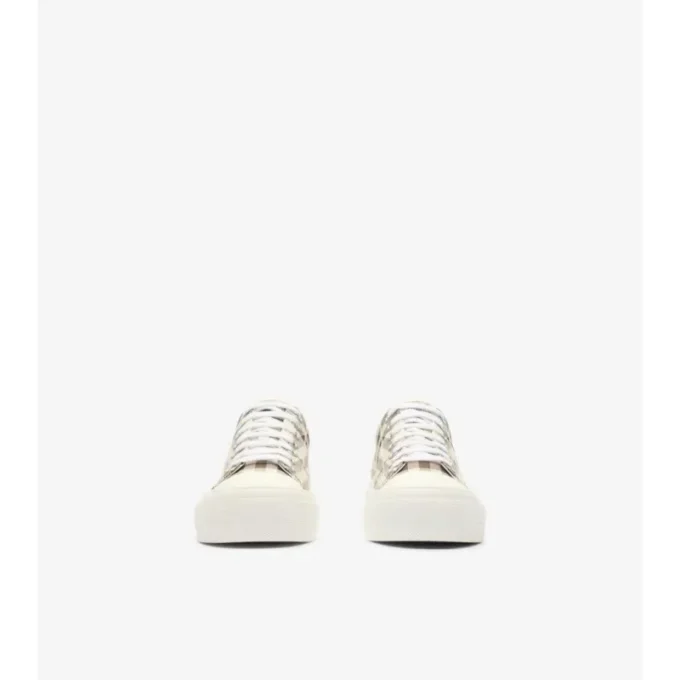 Check Sneakers