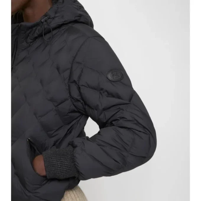 Check-Stitch Nylon Delley Puffer Jacket