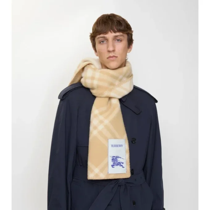 Check Wool Scarf