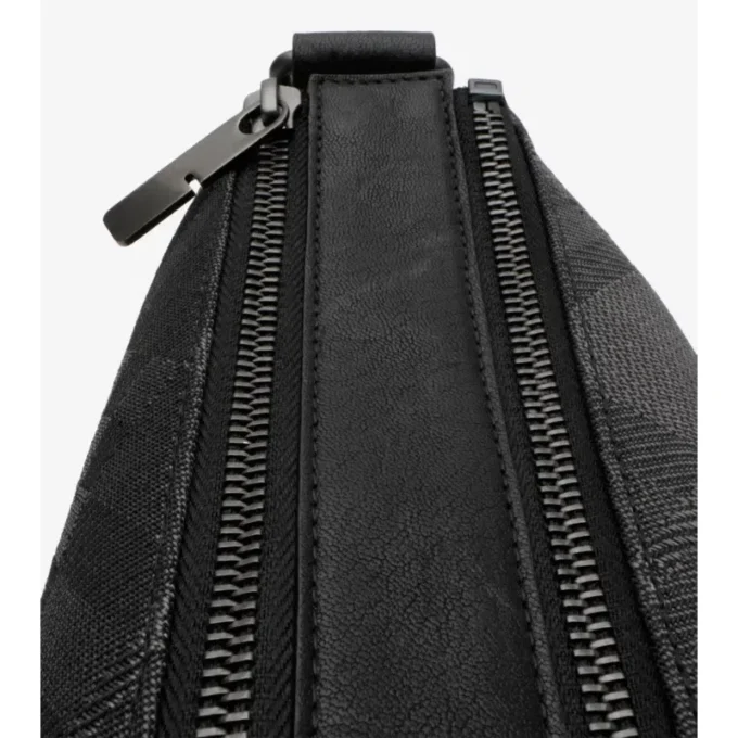 Chester Crossbody Bag 