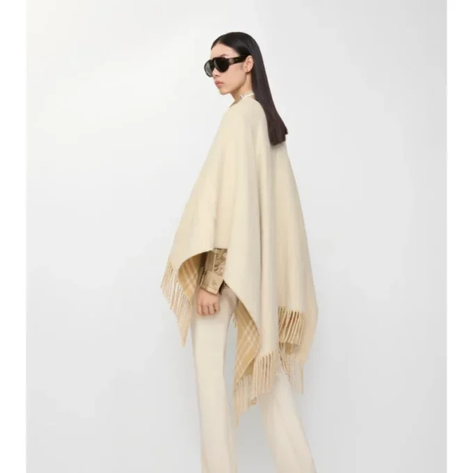 Ekd Fil Coupa Wool Cape