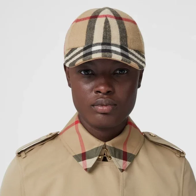 Exaggerated Check Wool Baseball Cap