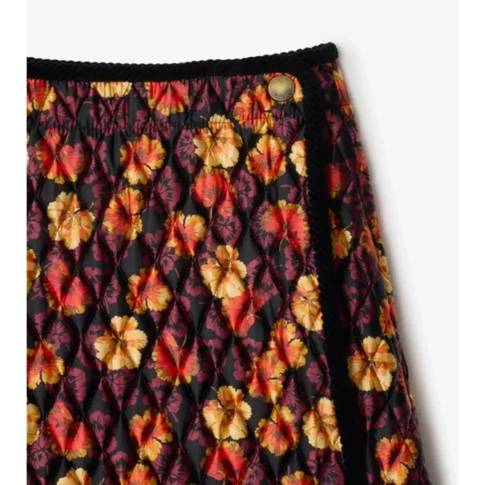 Geranium Leaf Quilted Nylon Skirt