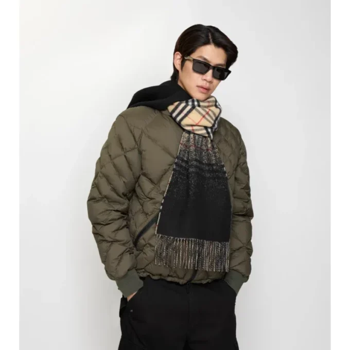Gradient Check Cashmere Scarf