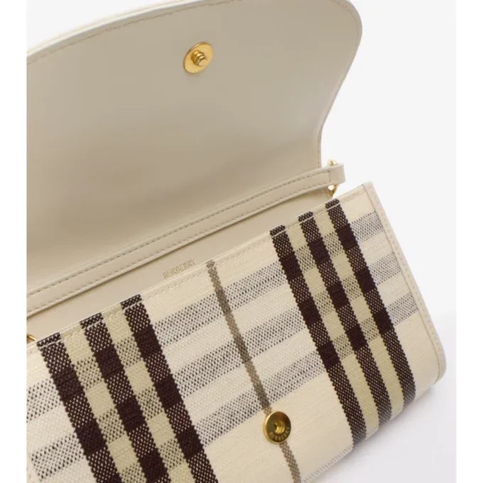Highlands Chain Strap Wallet 