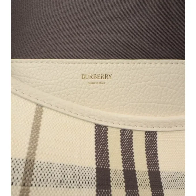 Highlands Crossbody Bag