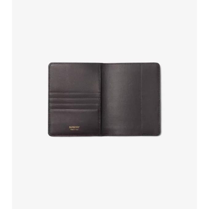 Highlands Passport Holder