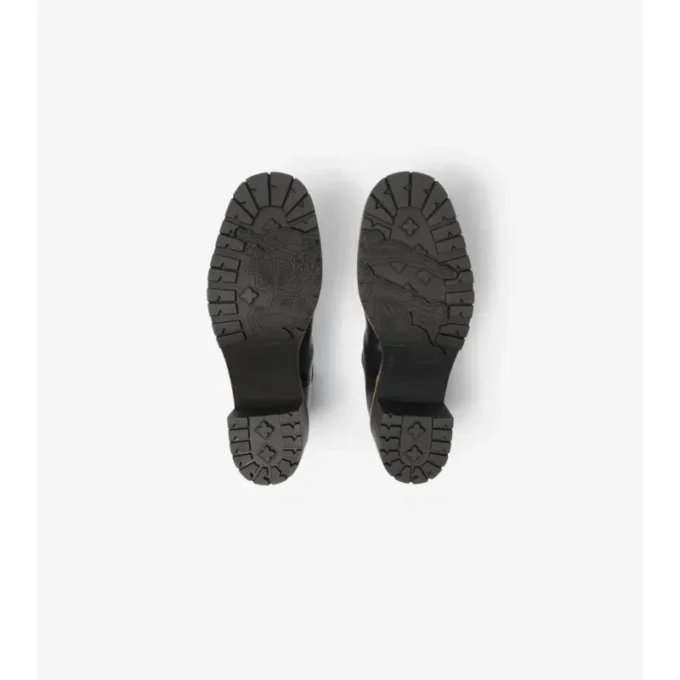 Leather Gravel Heel Chelsea Boots 