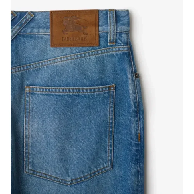 Loose Jeans