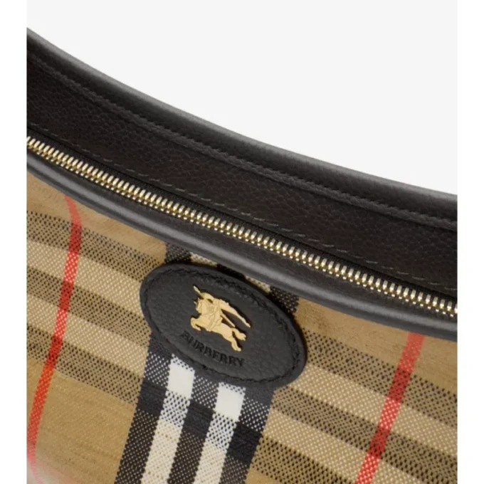 Medium Highlands Shoulder Bag