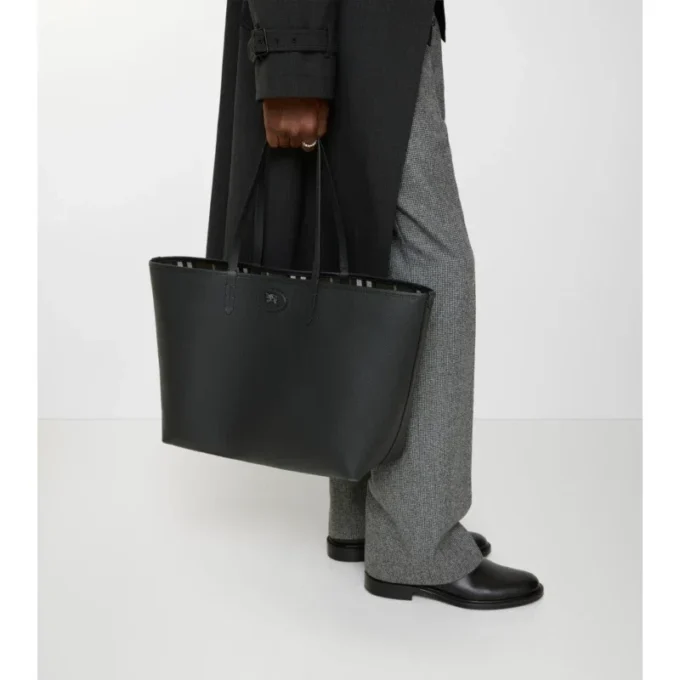 Medium Reversible Bloomsbury Tote 