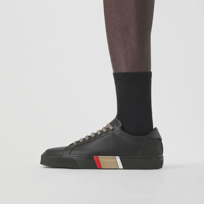 Stripe Detail Leather Sneakers