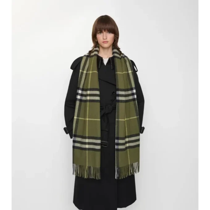 Wide Check Cashmere Scarf